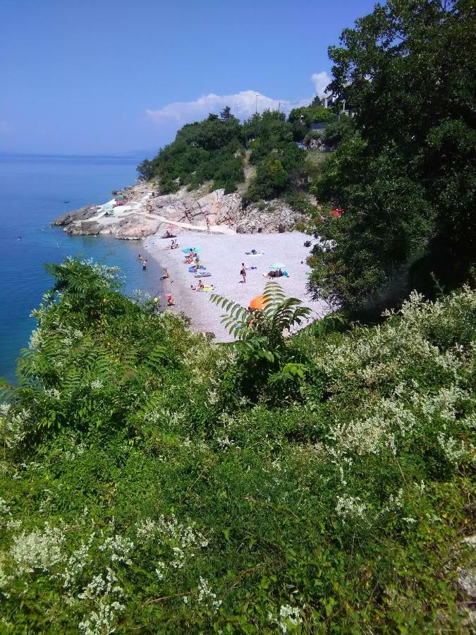 App On Beach Senj  Ngoại thất bức ảnh