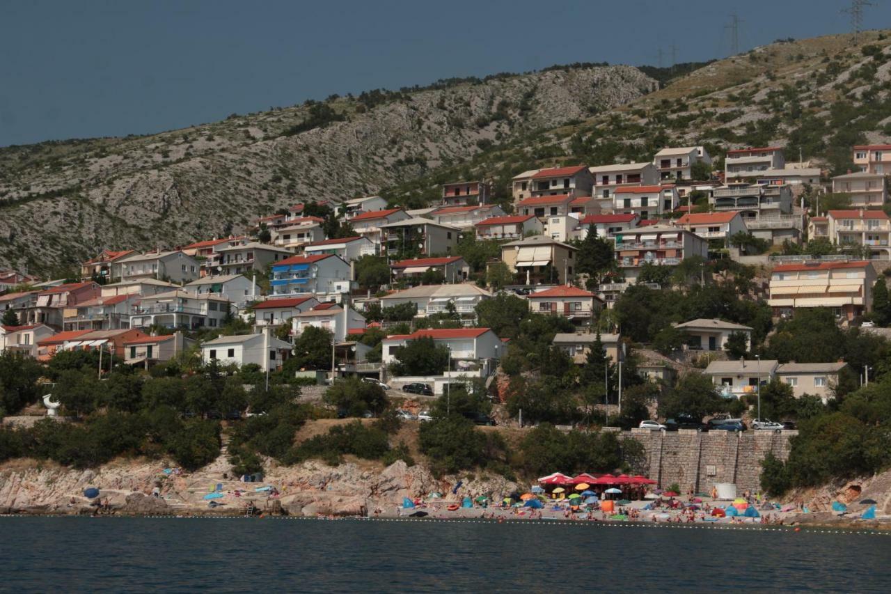 App On Beach Senj  Ngoại thất bức ảnh